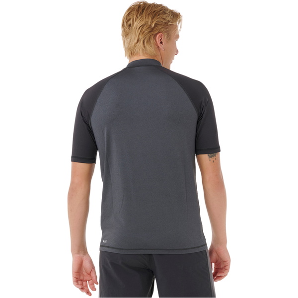 2026 Rip Curl Shock UPF Kortærmet Lycra-vest Til Mænd 16HMRV - Black Marle